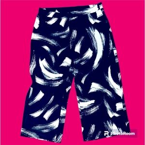 Chico's Black/White Pattern Travelers Crop Pants - New With Tags Size 2
